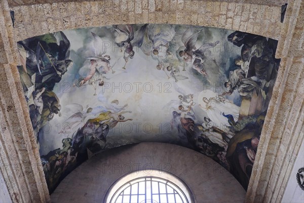 Ceiling painting in the Pantheon de la Patria