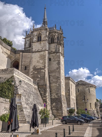 Lively Pl. Michel Debre in the town and Saint Hubert Chapel