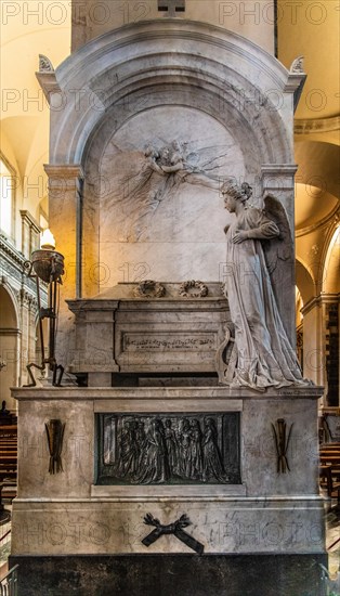 Tomb of the composer Bellini