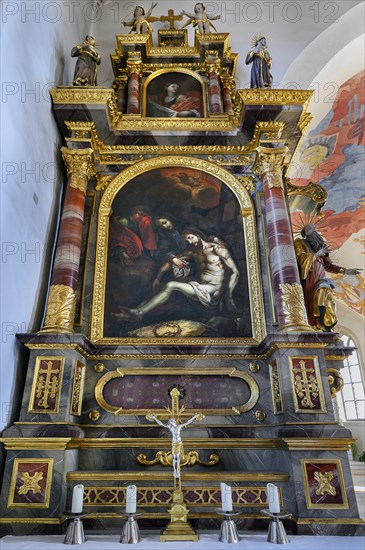 Side altar