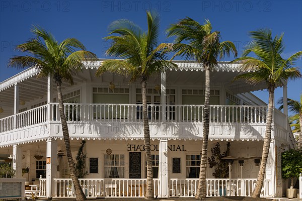 Colonial style restaurant in Puerto Calero