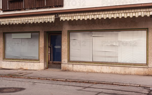 Closed shop