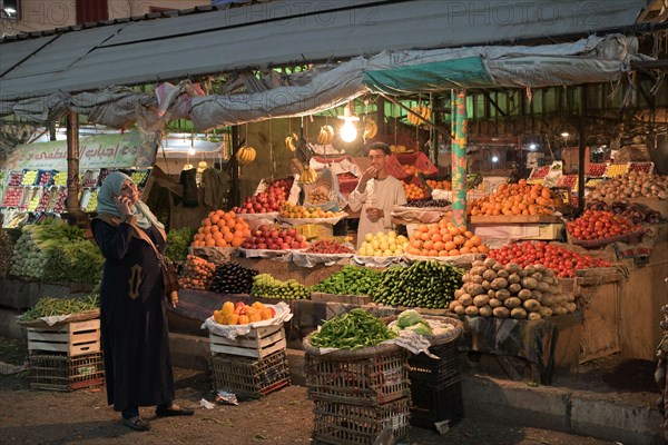 Fruit and vegetable bazaar