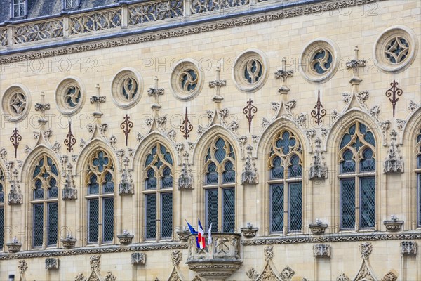 Gothic Town Hall facade on the Place des Heros