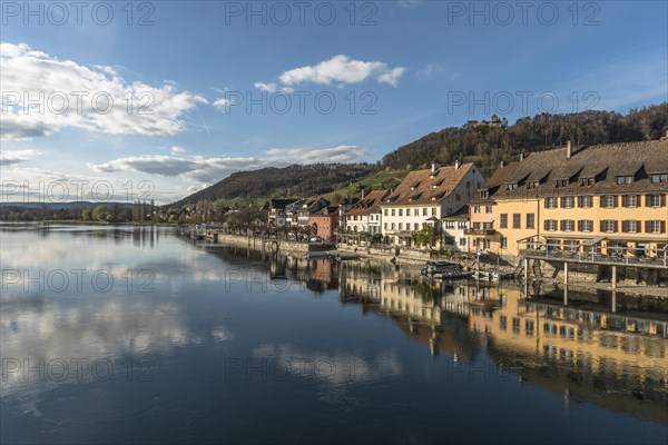 View over the Rhine to the old town with lakeside promenade and Hohenklingen Castle