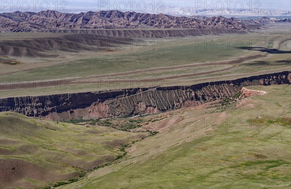 Landscape along the At-Bashy Range