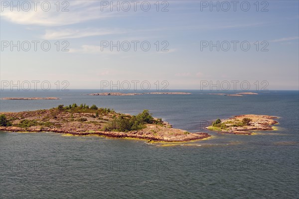 Barren archipelago islands entering Mariehamm