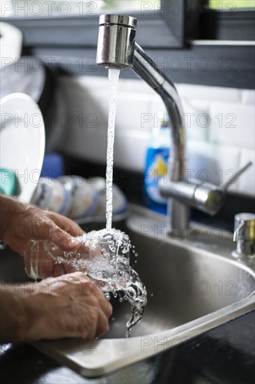 Man doing the dishes