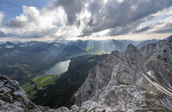 Ridge between Rote Flueh and Schartschrofen