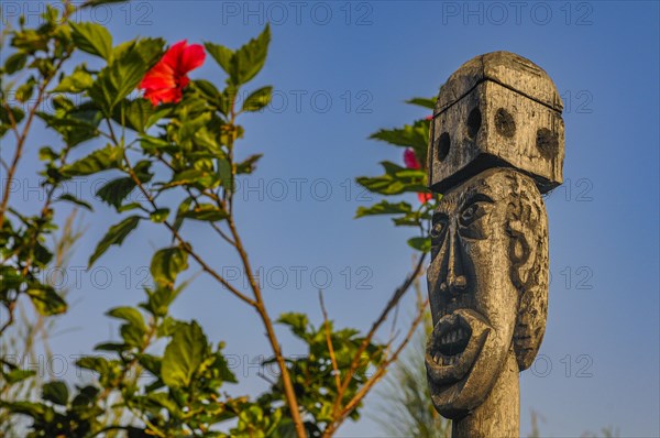 Wooden statues in Fort Dauphin