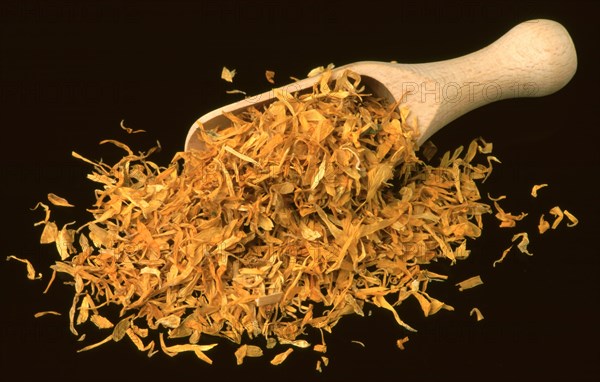 Dried marigold