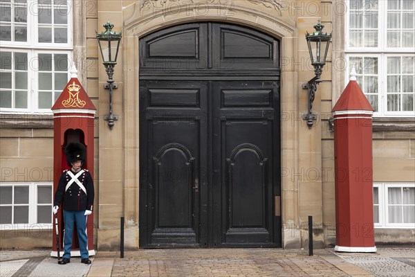 Guard at Amalienborg palace