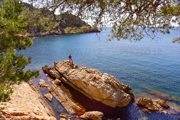 Calanque de Mejan on the customs officers path