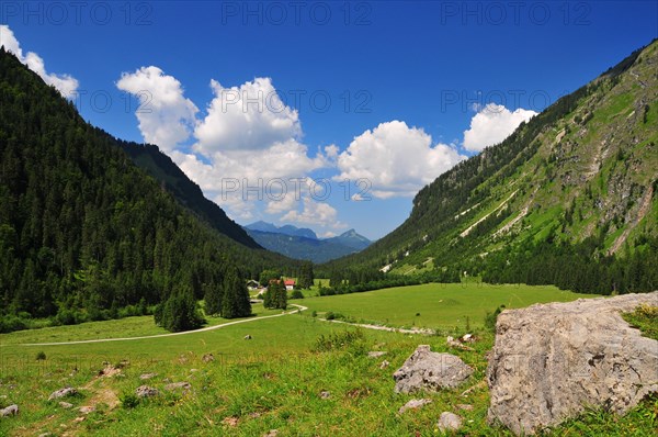 Panoramic view in west direction over the Oytal valley with the mountain inn Oytalhaus