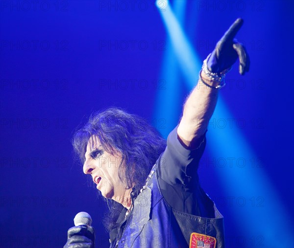 Alice Cooper at a concert in the MHP-Arean Ludwigsburg