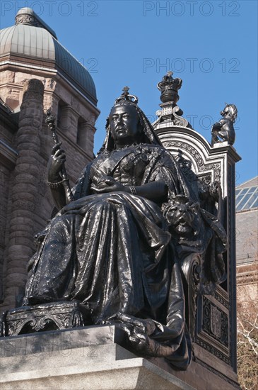 Statue of Queen Victoria