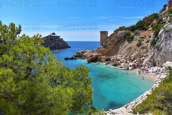 Calanque de lErevine on the Cote Bleue