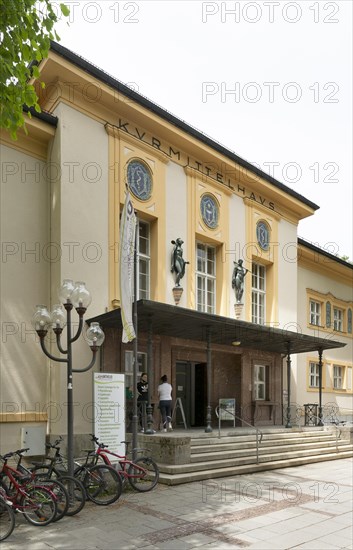 Staatlich-Staedtisches Kurmittelhaus or Kurmittelhaus of Modernity