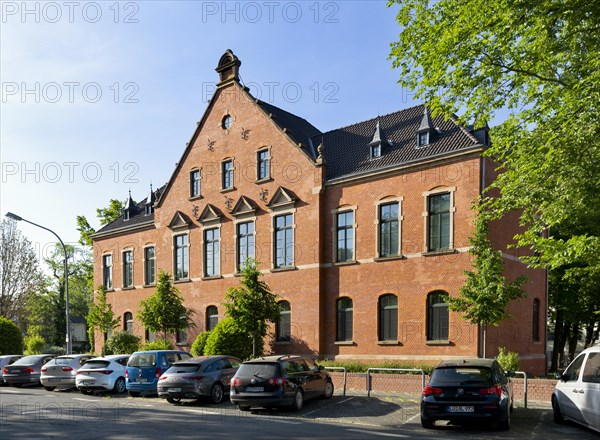 Worms University of Applied Sciences on the site of the former Prince Carl Barracks or Caserne des Valliers