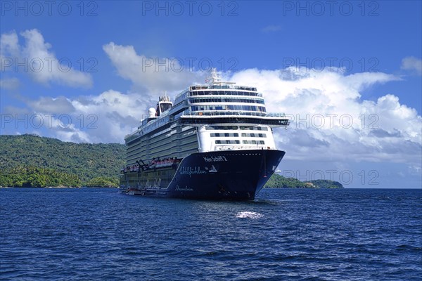 TUI Mein Schiff 2 cruise ship in Samana Bay