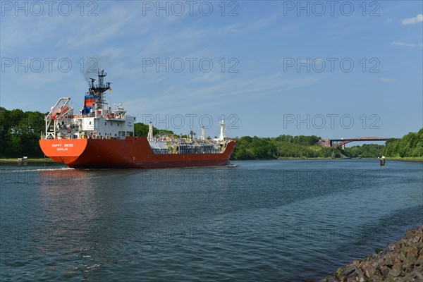 LPG tanker Happy Bride in the Kiel Canal