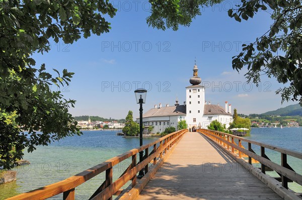 Schloss Ort in Gmunden am Lake Traun