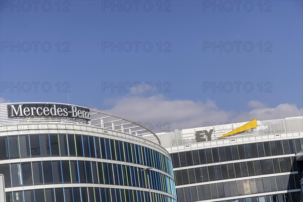 SkyLoop building at Stuttgart Airport