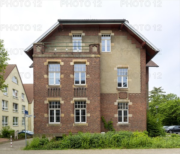 Old savings bank building