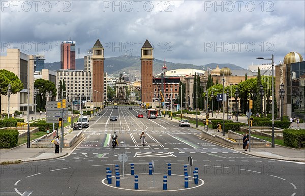 Panoramic view of Plaza Espana and the city centre