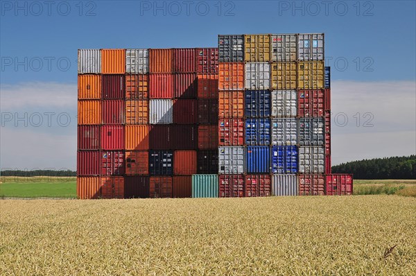 Stacked containers