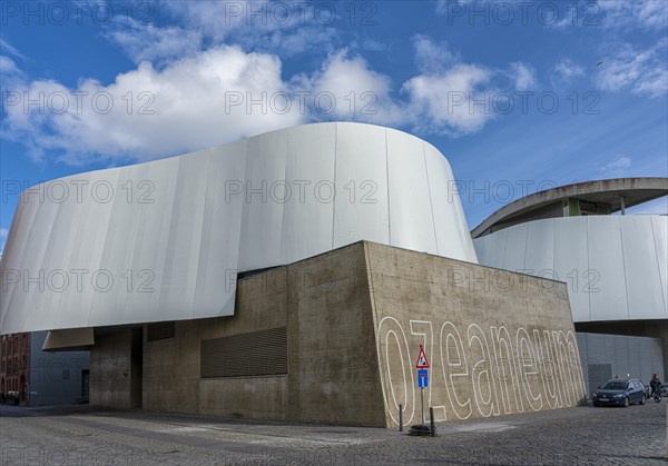 Ozeaneum in the harbour of Stralsund