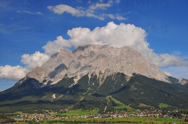 View from Lermoss towards Ehrwald and the Zugspitze