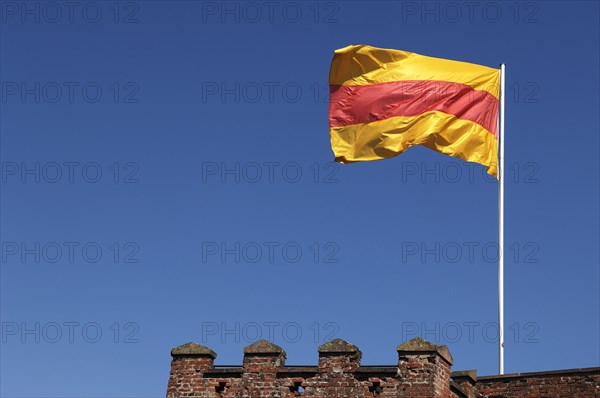 Flag of Baden-Wuerttemberg at Staufenberg Castle