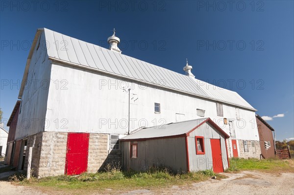 Barn