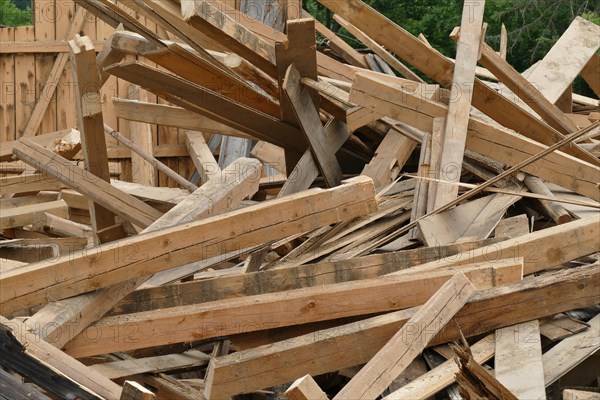 Demolition of an old barn