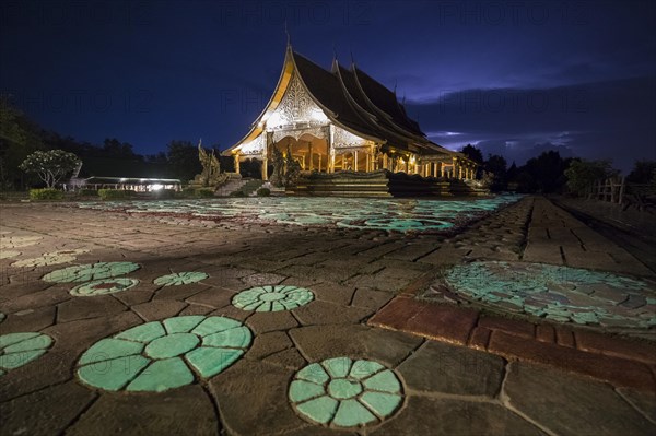 Wat Sirindhorn Wararam