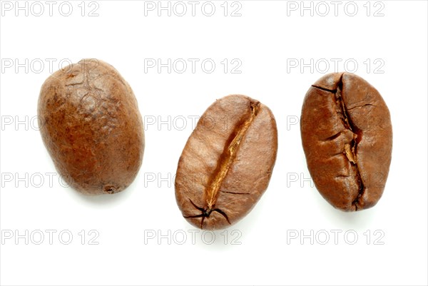 Roasted coffee beans