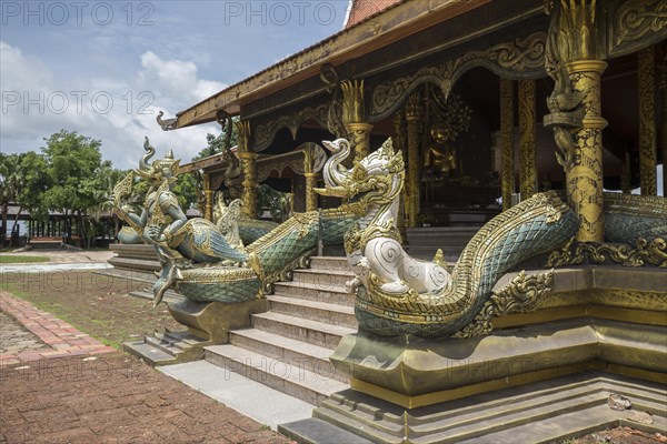 Dragon heads in the temple Wat Sirindhorn Wararam