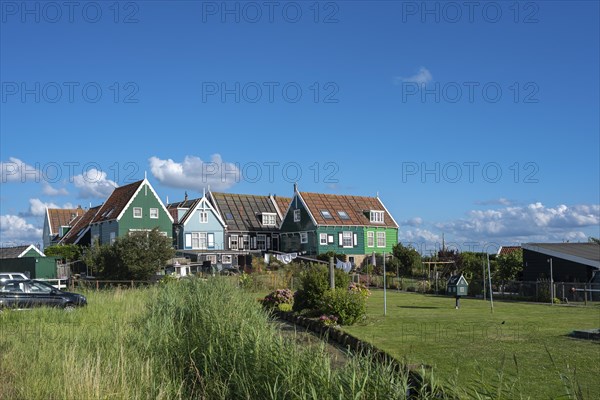 Characteristic houses of the hamlet of Hoefe south of the canal