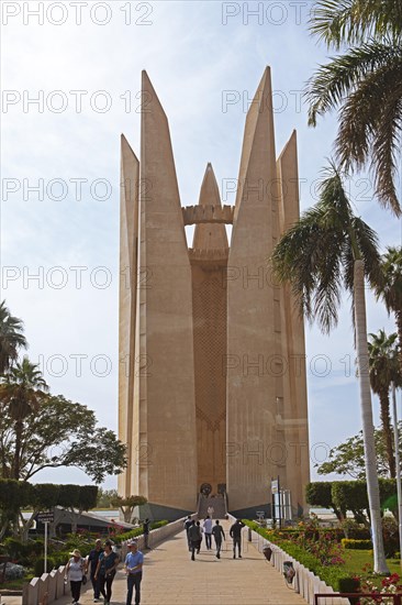 Monument to the Egyptian-Russian Friendship at the west end of the High Dam of Aswan