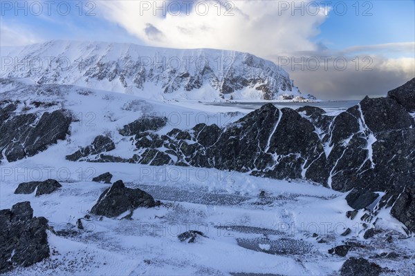 Mountains and beach near Kongsfjord