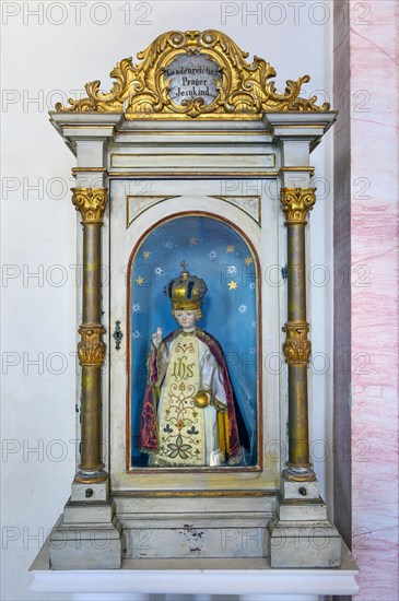 Graceful Prague Infant Jesus