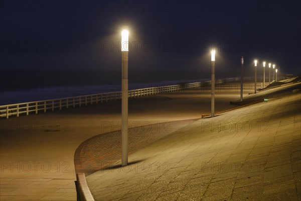 Illuminated promenade