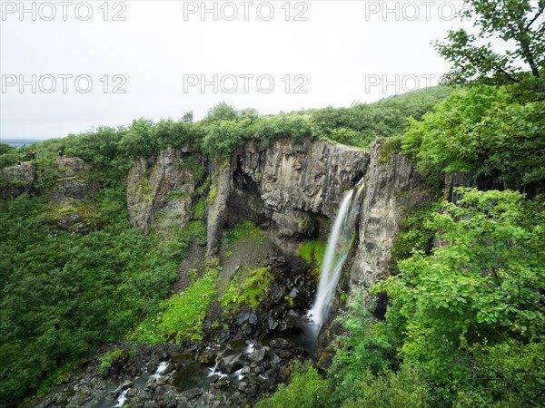 Hundafoss Waterfall