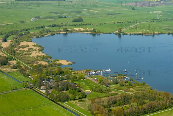 Aerial photograph of Lake Duemmer with reed zone