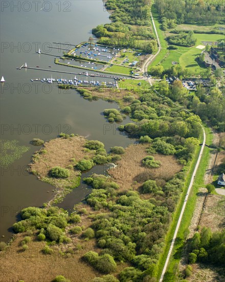 Aerial photograph of Lake Duemmer with reed zone