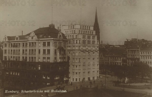 Schartorbruecke with Stellahaus