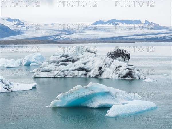 Joekulsarlon glacier lagoon