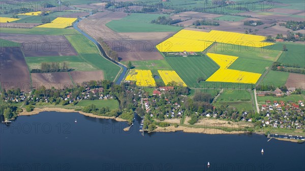 Aerial photograph of Lake Duemmer with reed zone