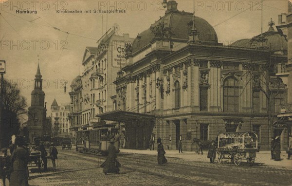 Kirchenallee with theatre